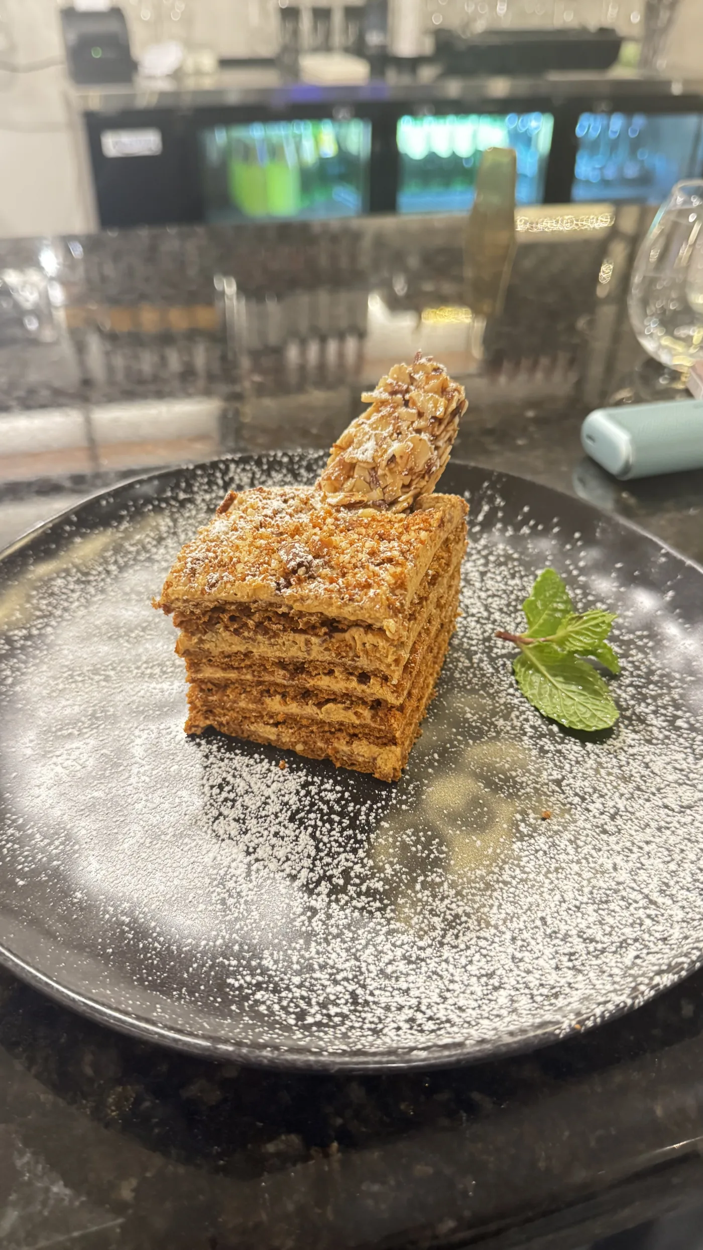 Honey cake gozinayit — layered Georgian dessert